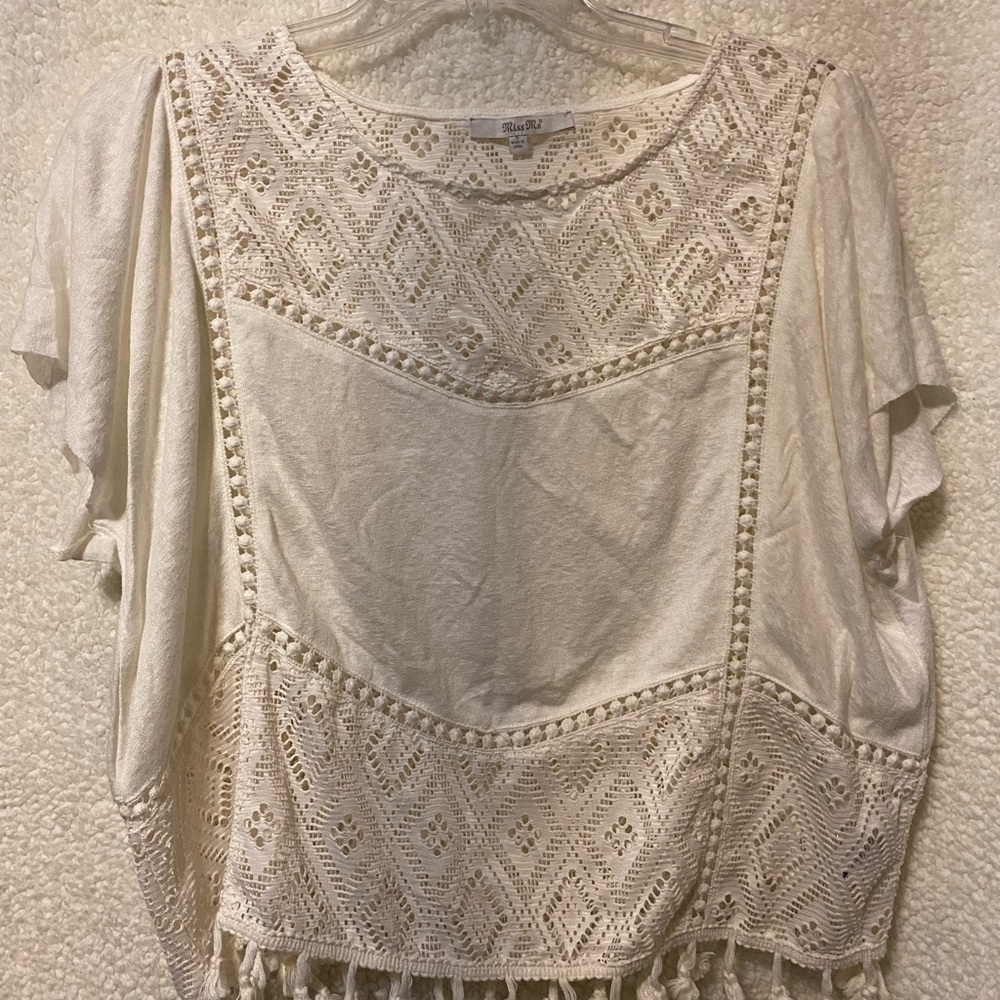 White crochet like short sleeve blouse